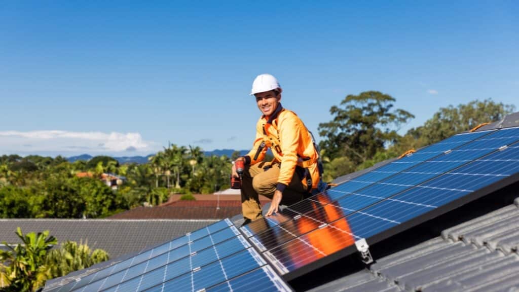 Solar Installer Naples