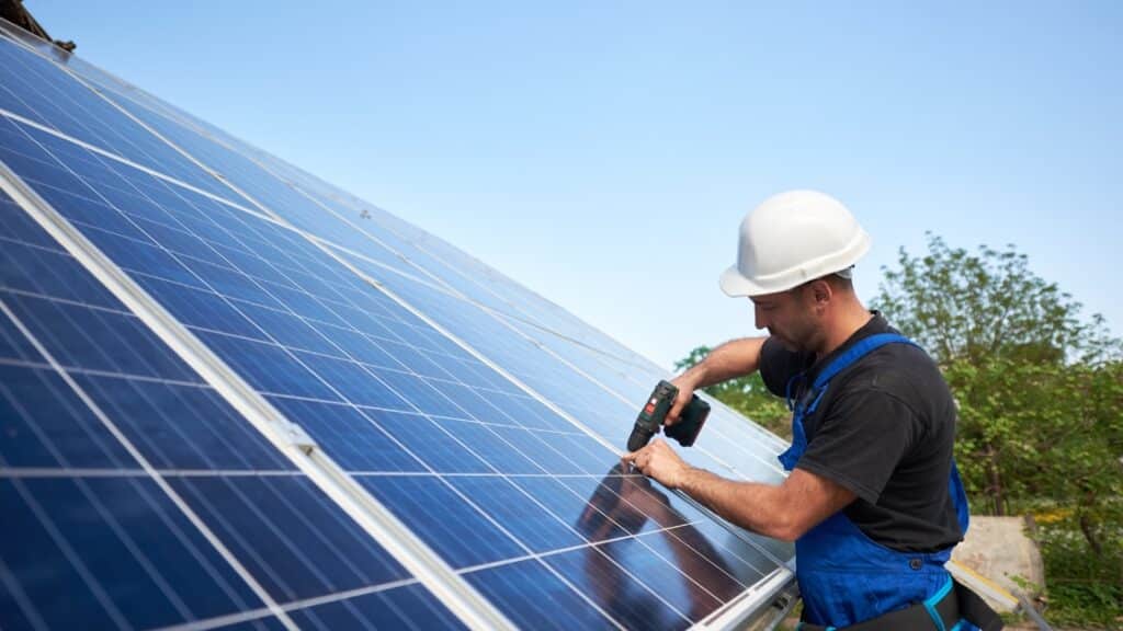 Solar Installer Naples